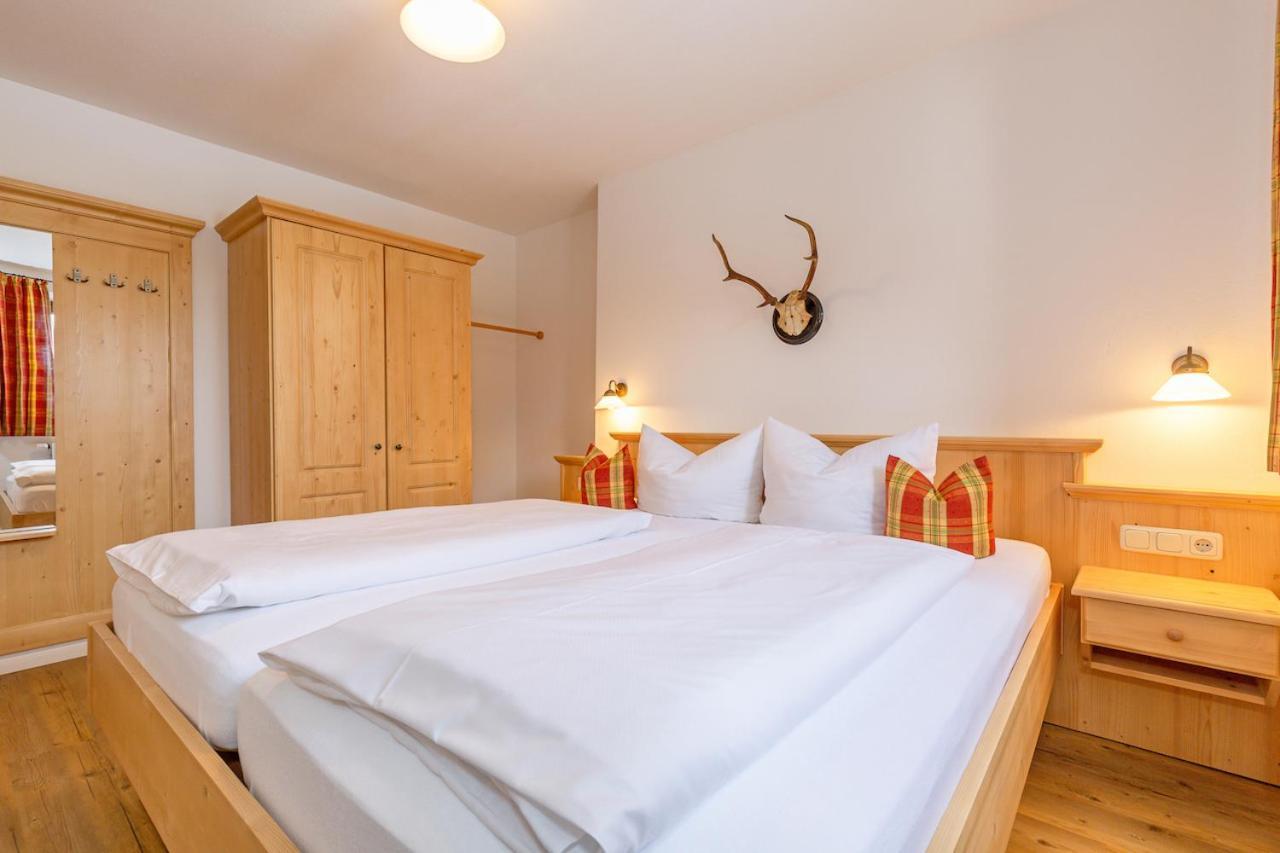 Gaestehaus Menkenbauer Ruhpolding Εξωτερικό φωτογραφία