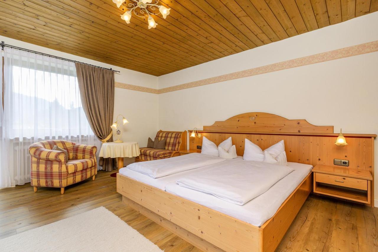 Gaestehaus Menkenbauer Ruhpolding Εξωτερικό φωτογραφία