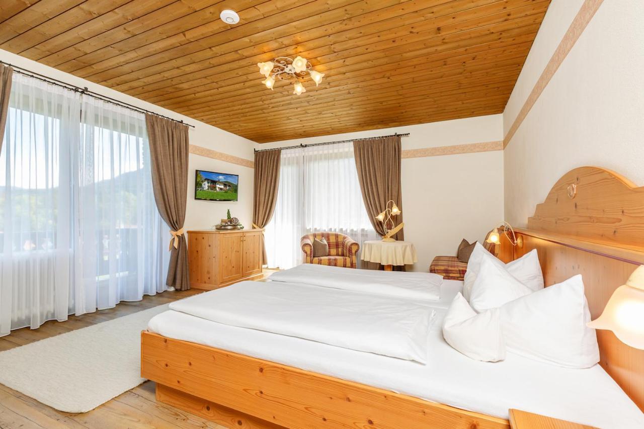 Gaestehaus Menkenbauer Ruhpolding Εξωτερικό φωτογραφία