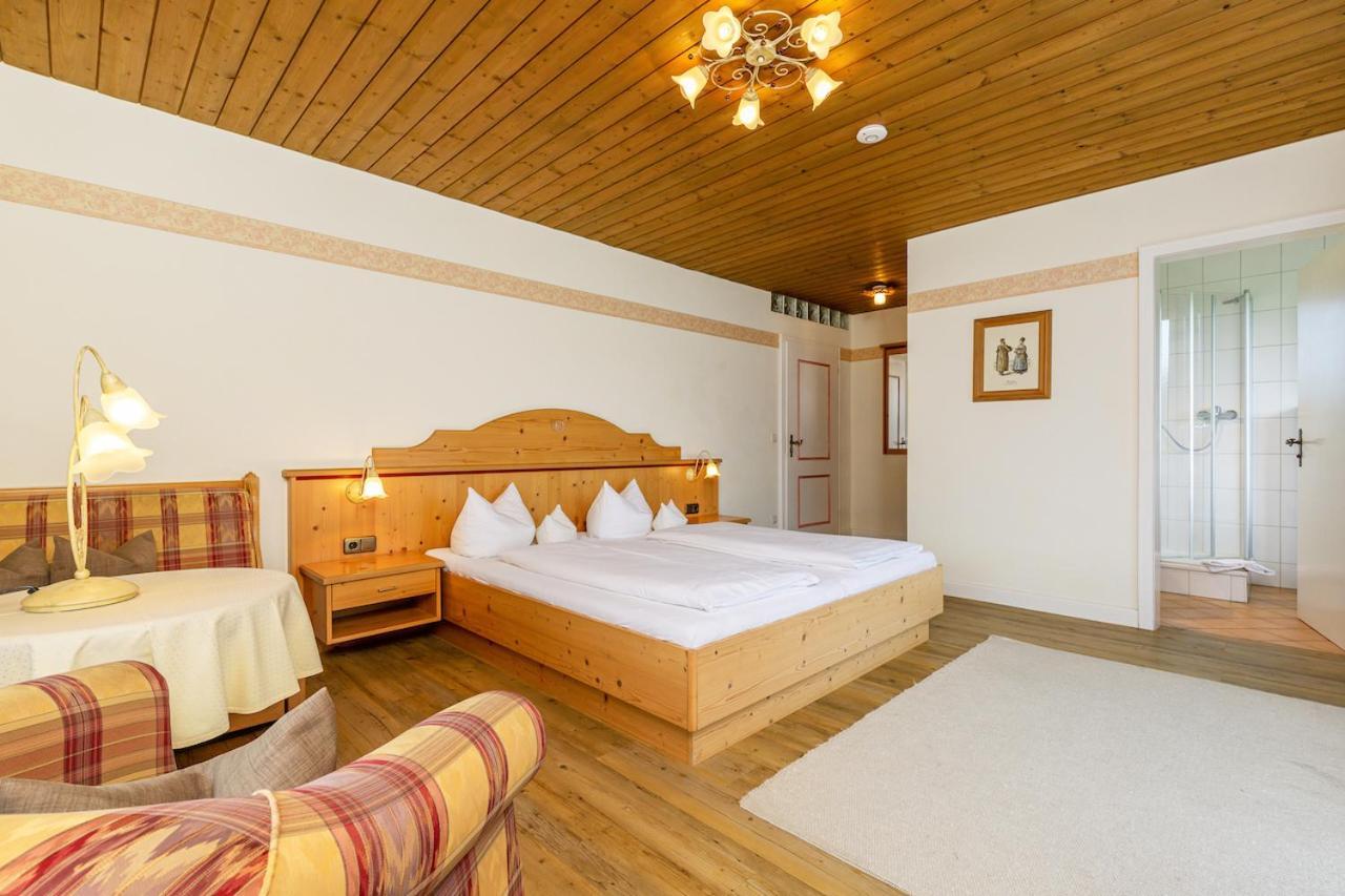 Gaestehaus Menkenbauer Ruhpolding Εξωτερικό φωτογραφία