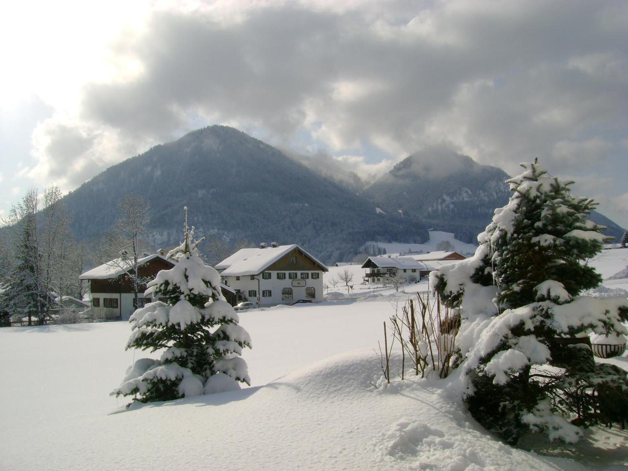 Gaestehaus Menkenbauer Ruhpolding Εξωτερικό φωτογραφία