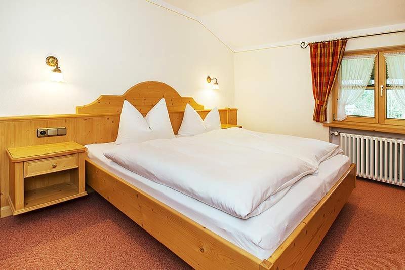 Gaestehaus Menkenbauer Ruhpolding Εξωτερικό φωτογραφία
